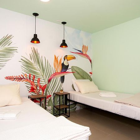 Parceros Med Hostel Medellín Buitenkant foto