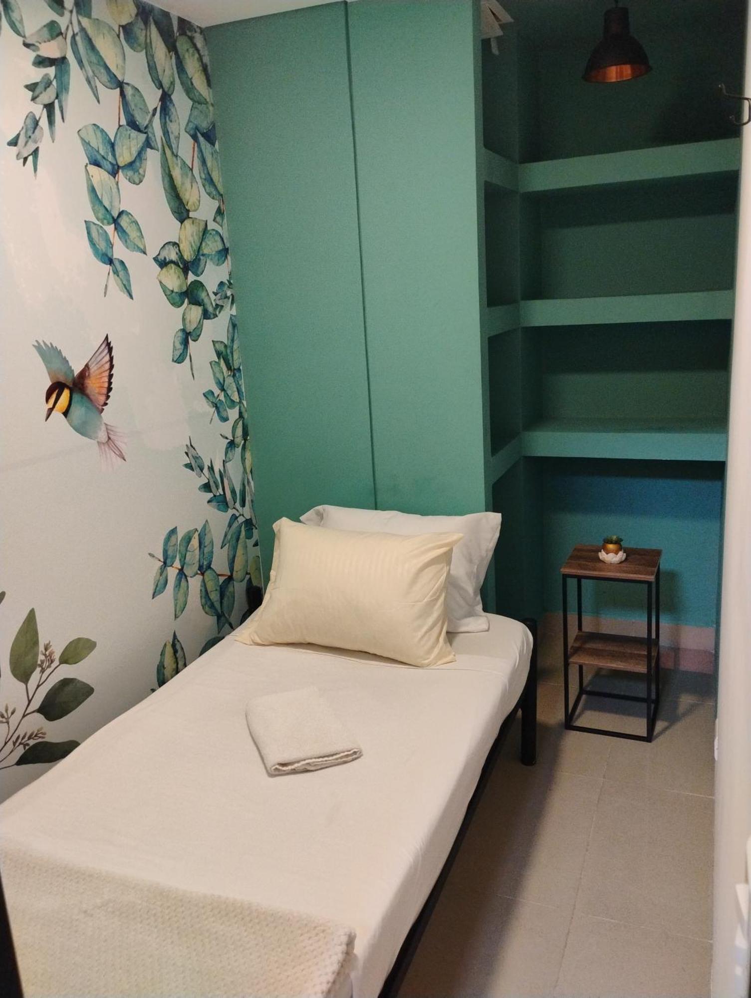 Parceros Med Hostel Medellín Buitenkant foto