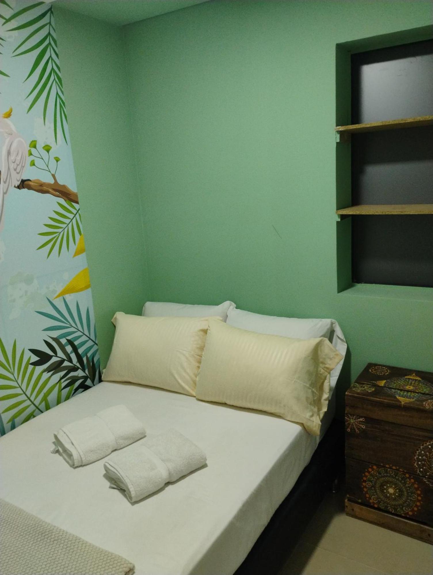 Parceros Med Hostel Medellín Buitenkant foto